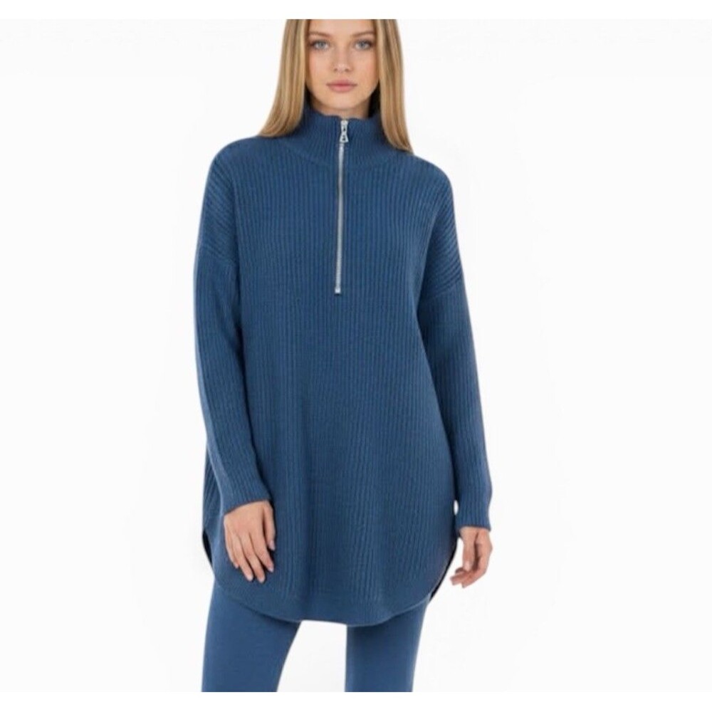 Express Women’s Size Small Petite Blue Knit Sweater Half Zip High Neck